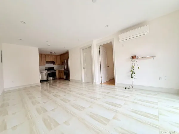$668,000 | 65-38 Austin Street, Unit 3F | Rego Park