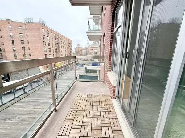 $668,000 | 65-38 Austin Street, Unit 3F | Rego Park