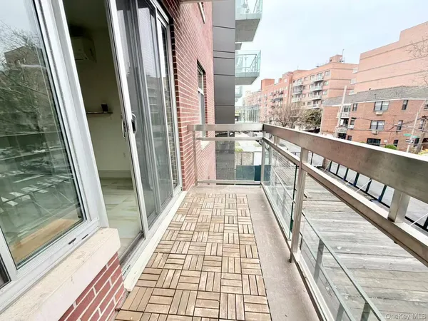 $668,000 | 65-38 Austin Street, Unit 3F | Rego Park