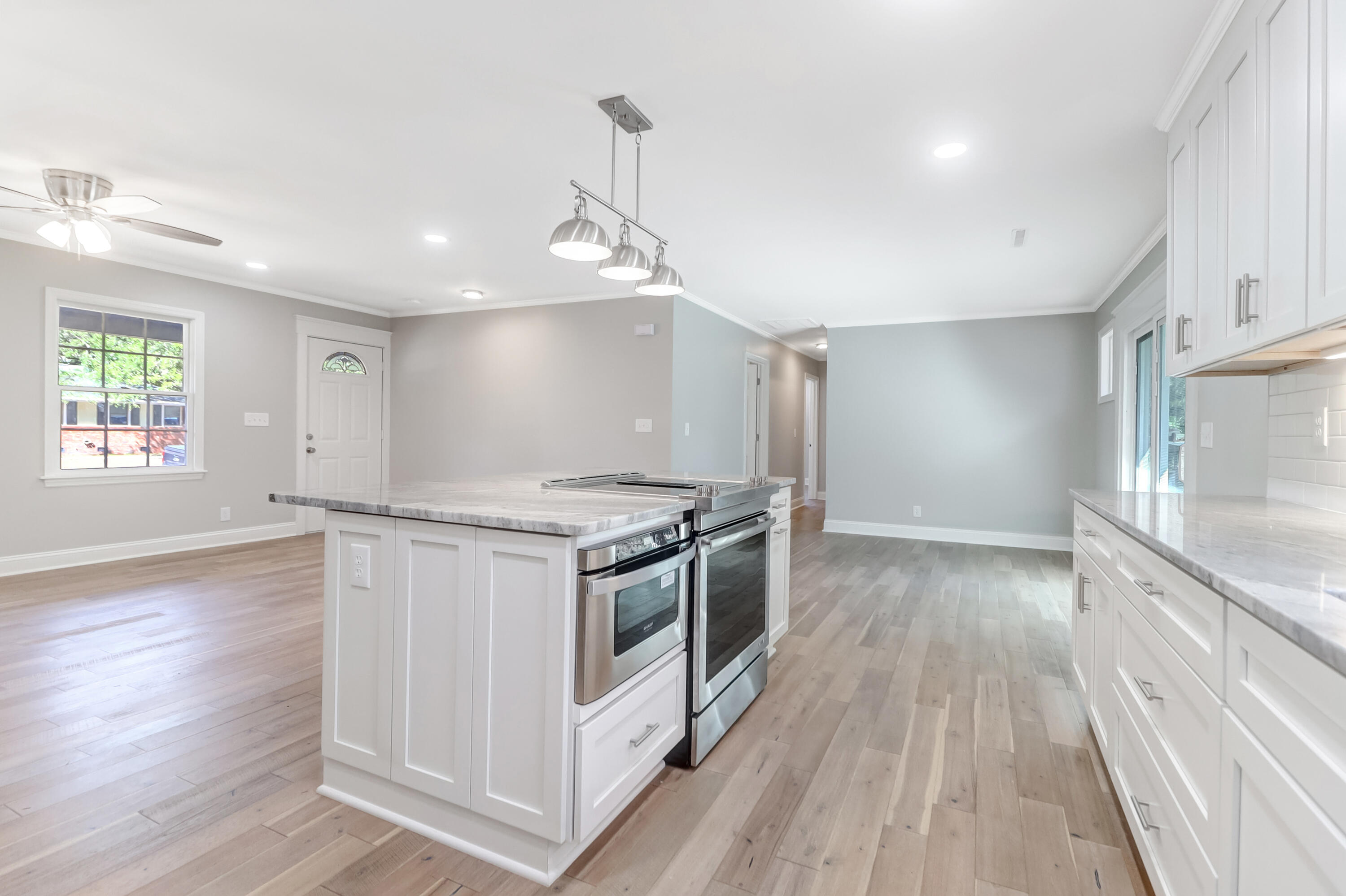 1477 Village Road Charleston, SC 29407 - Photo 9 of 29 Kitchen