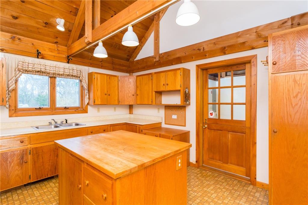 16 Litchfield Road Kittery, ME 03904 - Photo 7 of 33 Photo