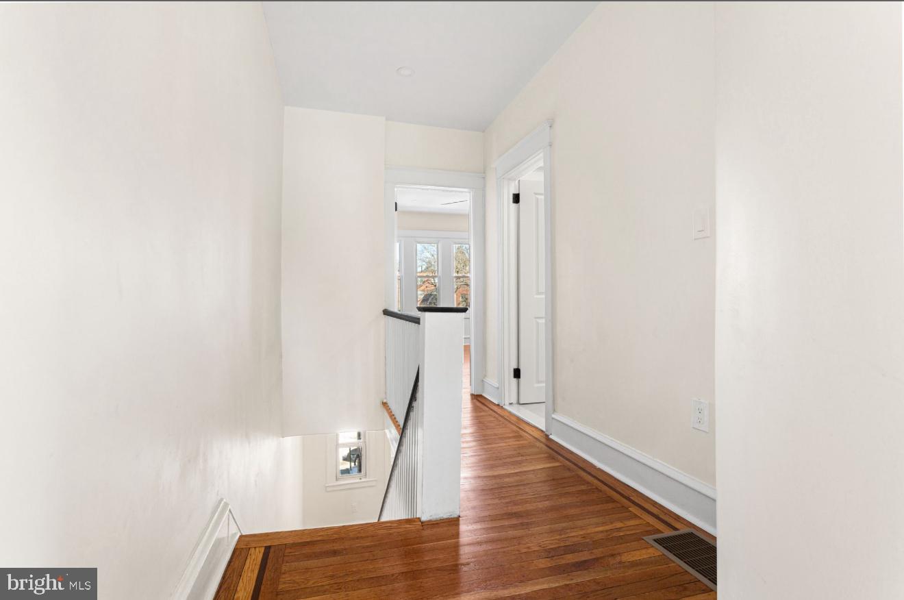 6812 Sprague Street Philadelphia, PA 19119 - Photo 11 of 27