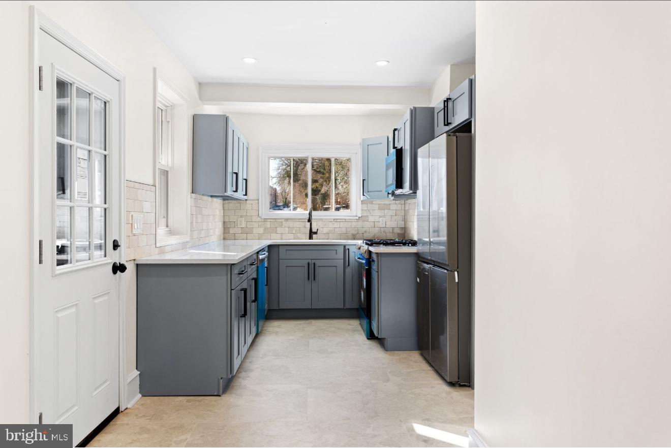 6812 Sprague Street Philadelphia, PA 19119 - Photo 7 of 27