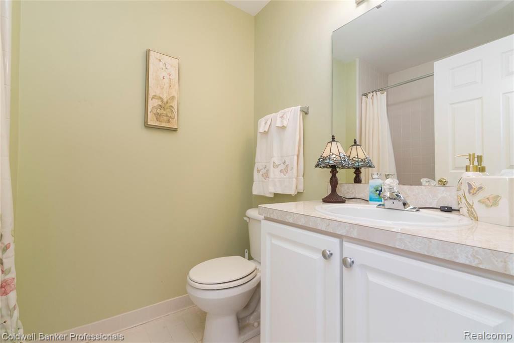 6607 Chatham Circle Rochester Hills, MI 48306 - Photo 21 of 28