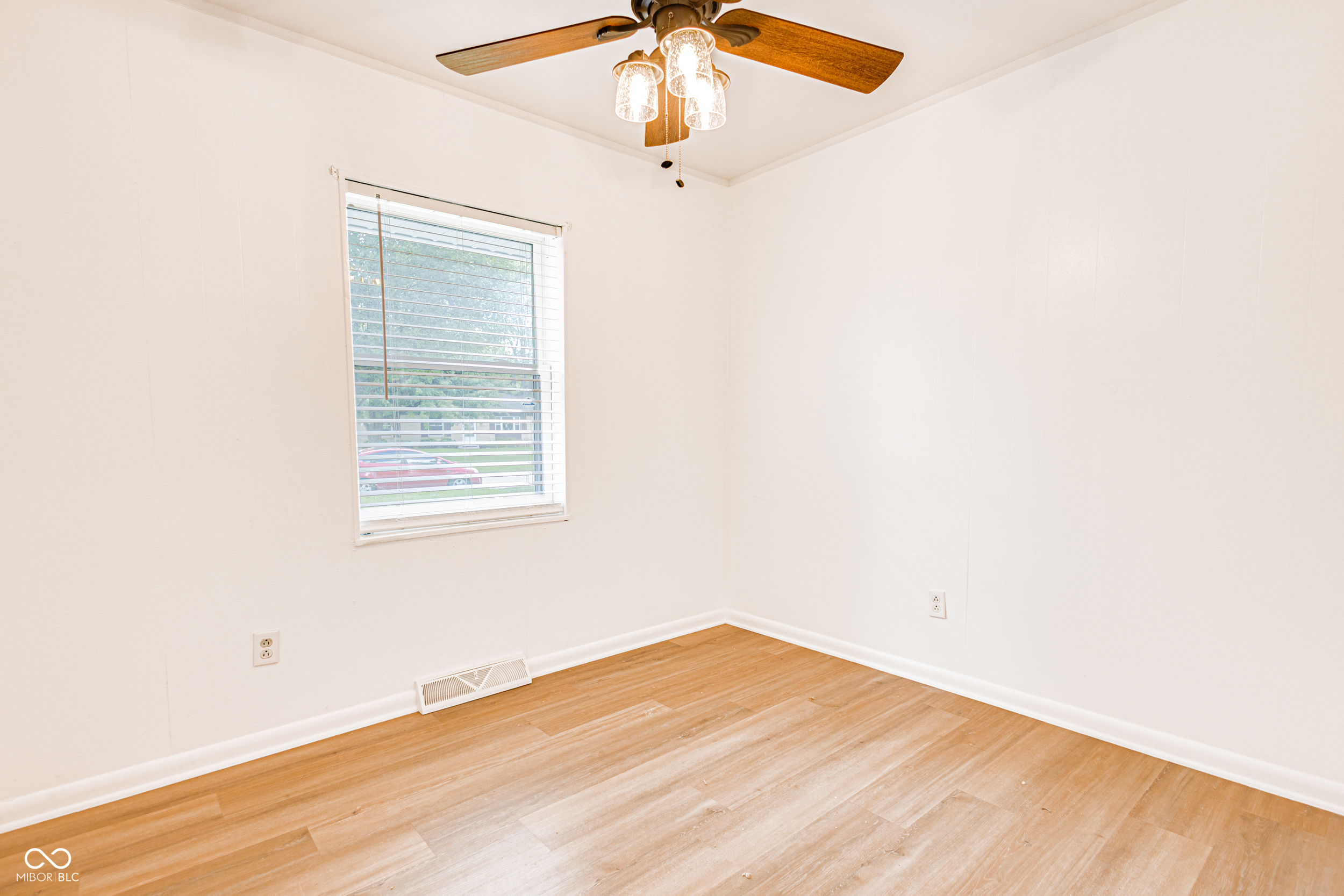 1711 Raintree Drive Anderson, IN 46011 - Photo 23 of 32 Gallery Image 23