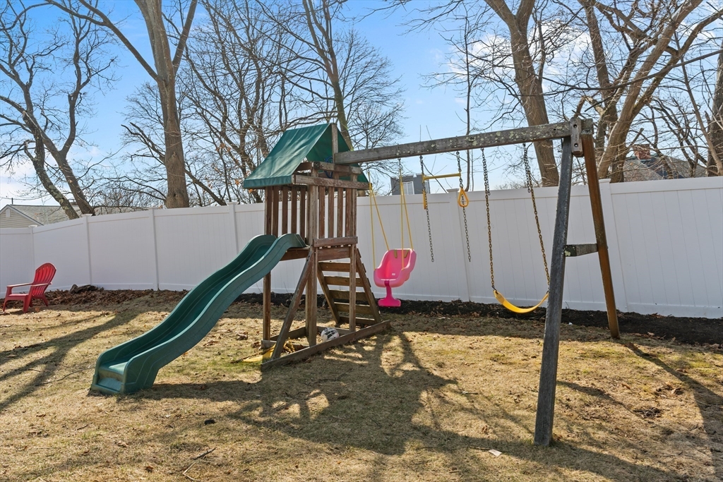 43 Staaf Road Saugus, MA 01906 - Photo 23 of 26 Gallery Image 23