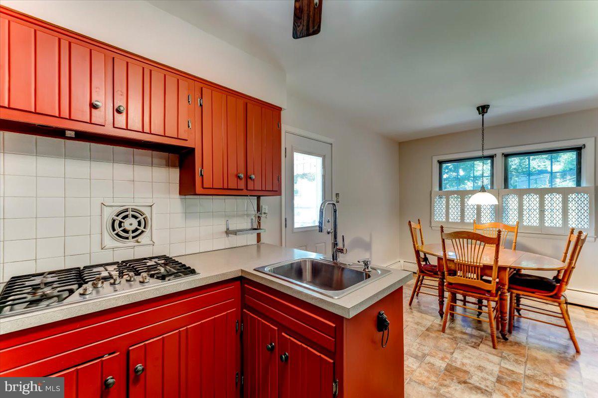 7200 Hill Road Philadelphia, PA 19128 - Photo 8 of 19 Gallery Image 8