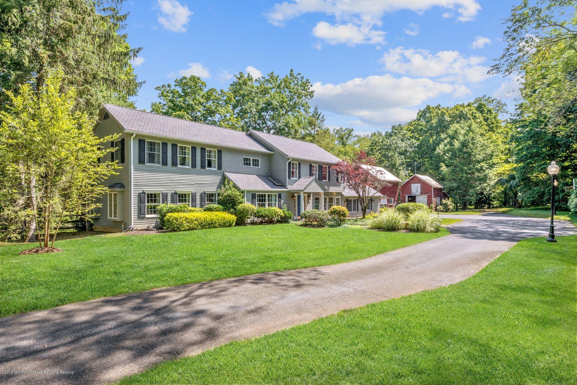 63 Phalanx Road Lincroft, NJ 07738 - Photo 4 of 49 2