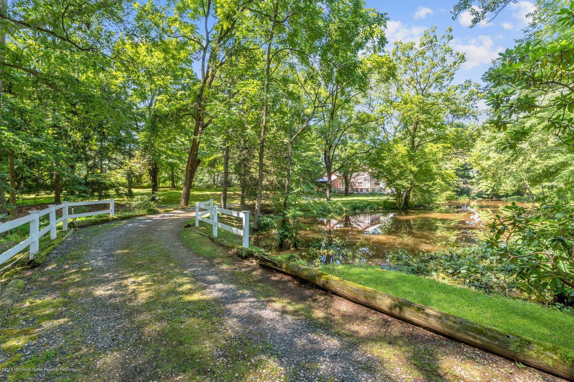 63 Phalanx Road Lincroft, NJ 07738 - Photo 48 of 49 38