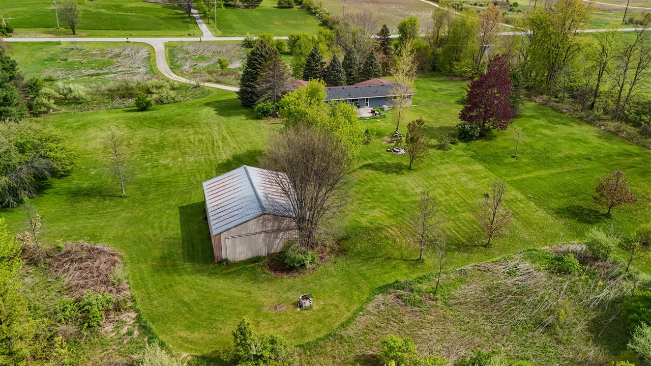 3979 Clinton Macon Road Clinton, MI 49236 - Photo 22 of 35