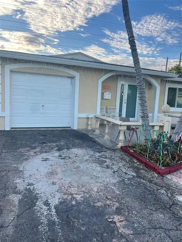 $900 | 1403 Broadmoor, North Lauderdale, FL 33068