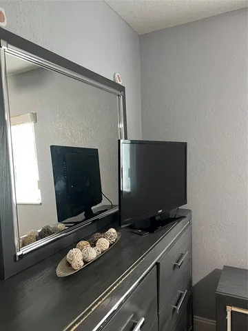 $900 | 1403 Broadmoor, North Lauderdale, FL 33068