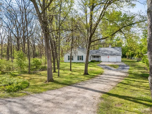 $525,000 | 29-w007 Oak Lane, Warrenville, IL 60555