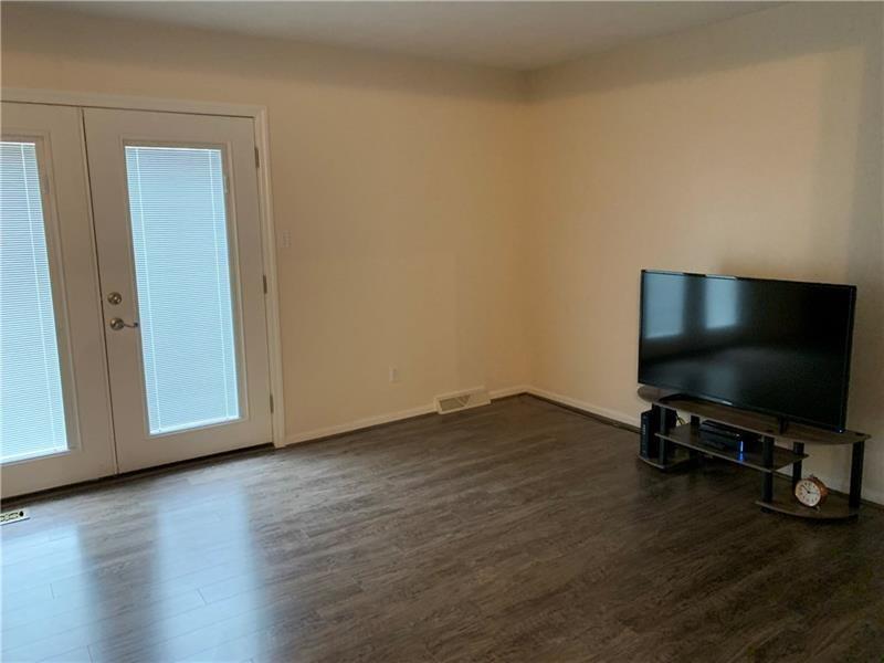 760-762 Charles Street Rochester, PA 15074 - Photo 4 of 19 Gallery Image 4