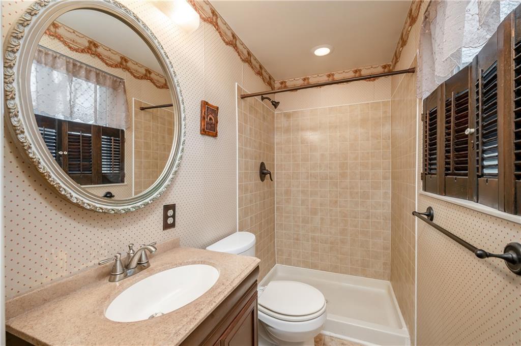 130 Blackshire Road Butler, PA 16001 - Photo 15 of 24 Gallery Image 15