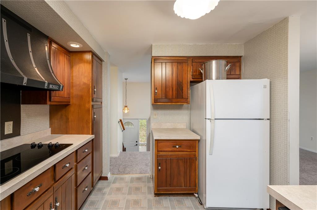 130 Blackshire Road Butler, PA 16001 - Photo 8 of 24 Gallery Image 8