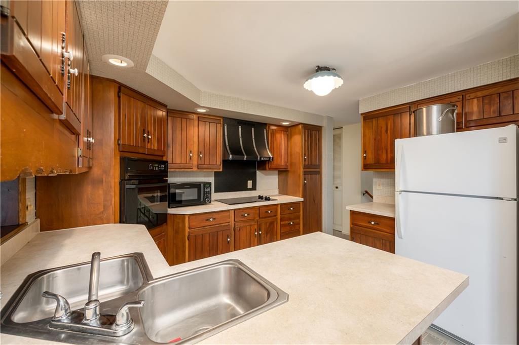 130 Blackshire Road Butler, PA 16001 - Photo 9 of 24 Gallery Image 9