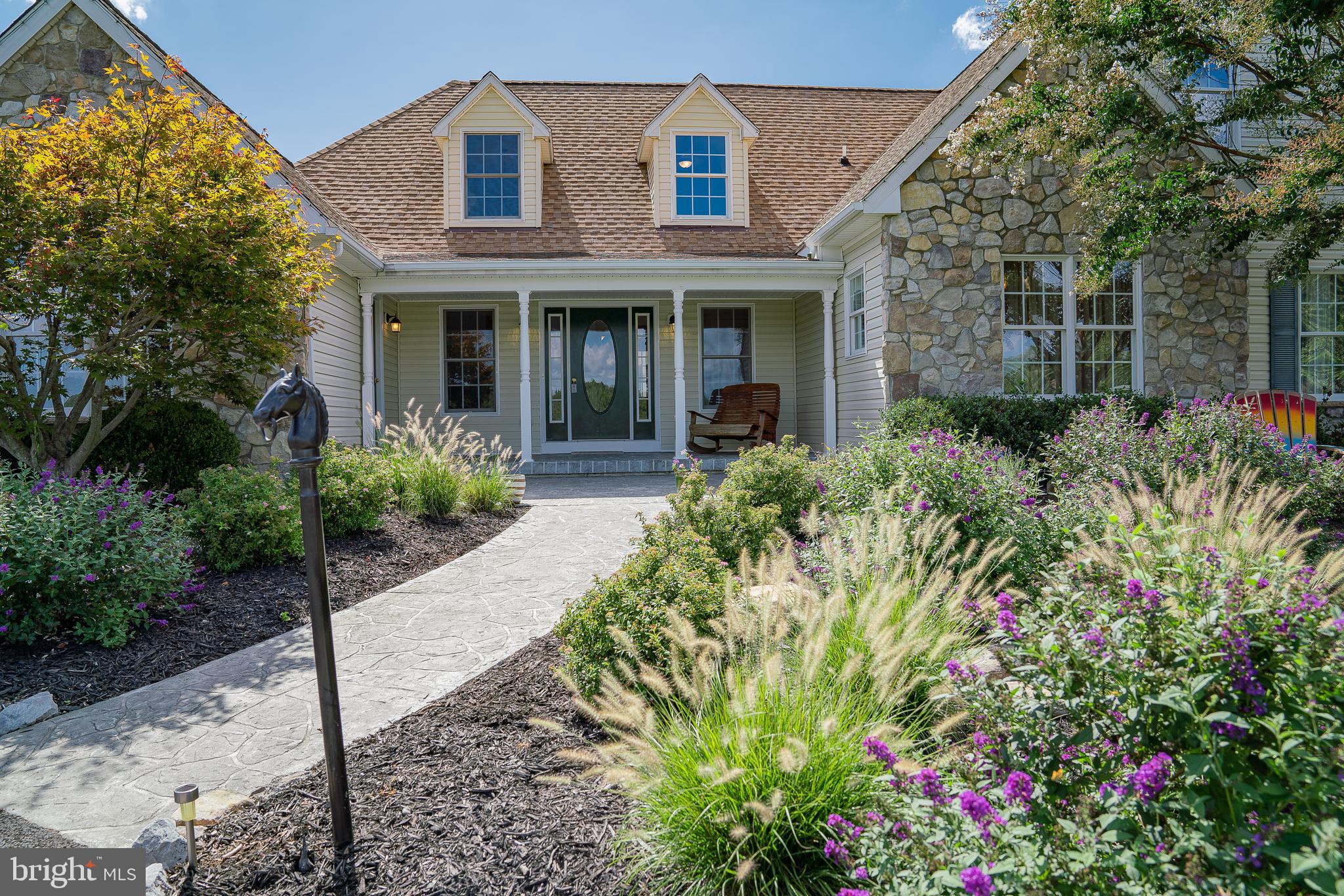 7960 Talbot Run Road Mount Airy, MD 21771 - Photo 3 of 82 Main Home with Circular Driveway