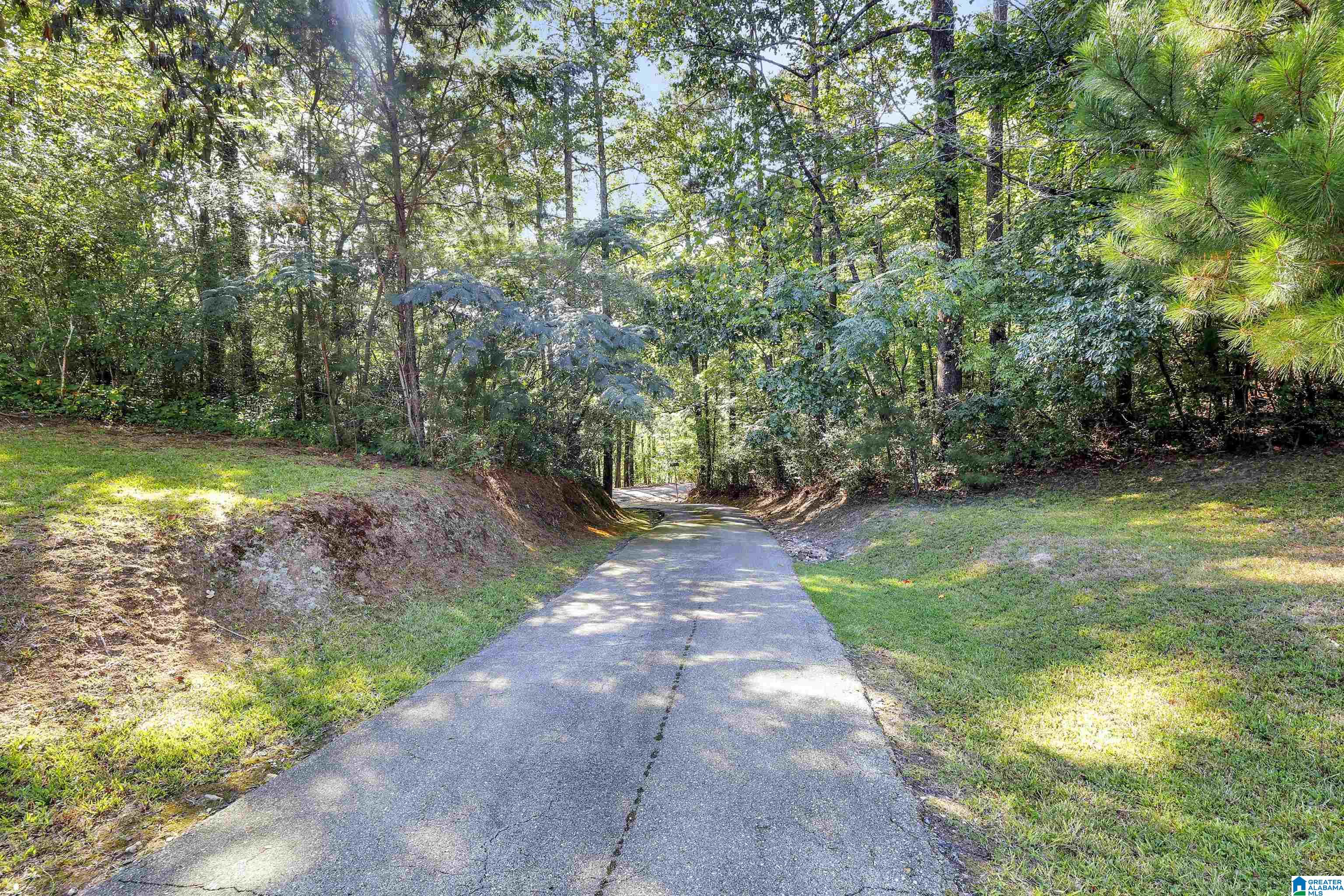1605 Brownlee Road Birmingham, AL 35210 - Photo 29 of 36