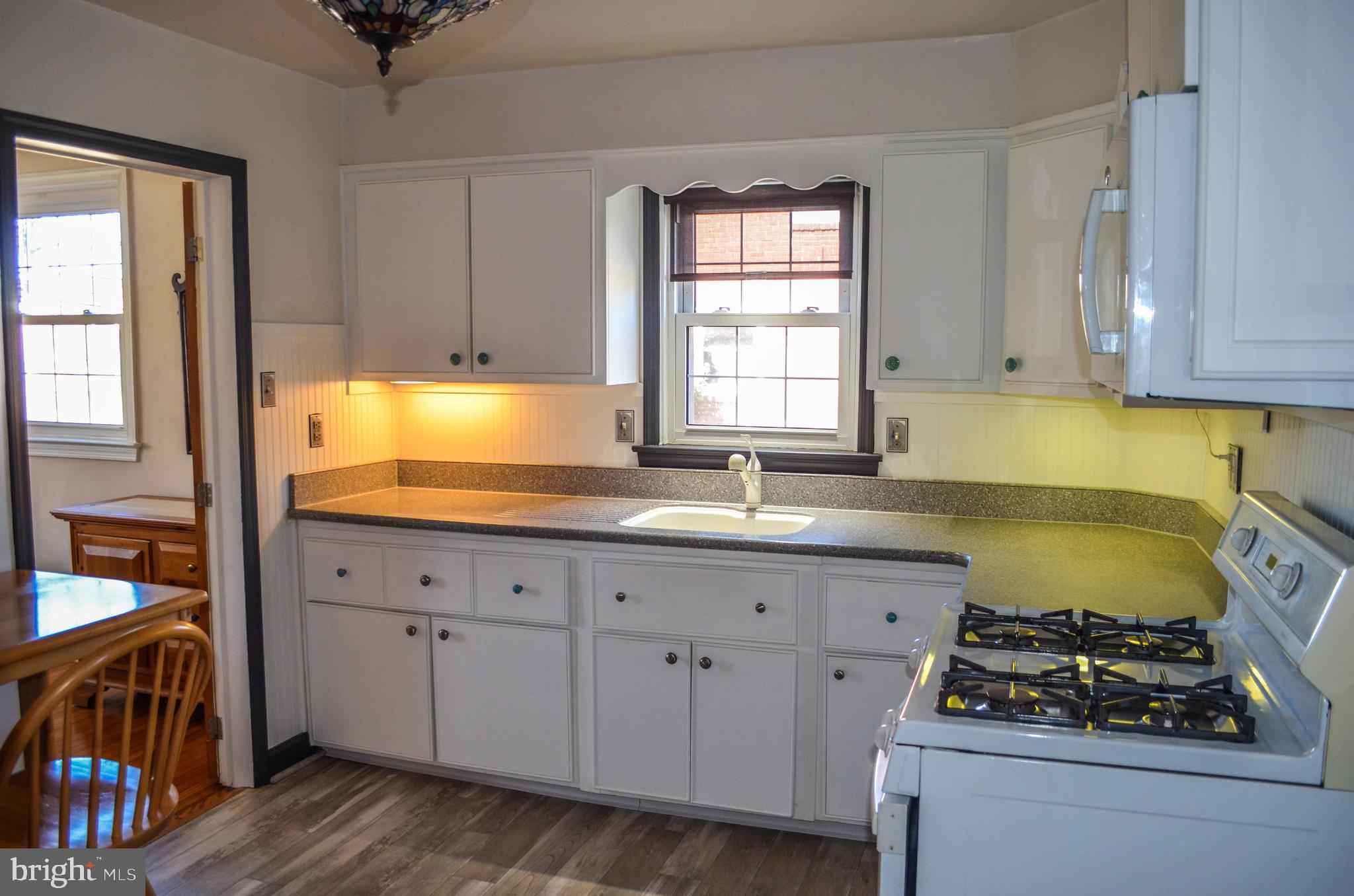 923 Providence Road Springfield, PA 19064 - Photo 15 of 39
