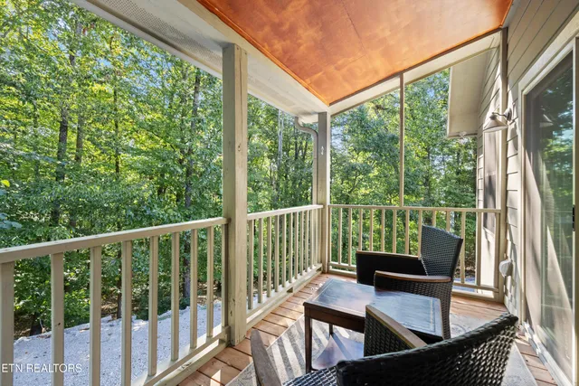 $725,000 | 310 Lakeview Drive, Sharps Chapel, TN 37866