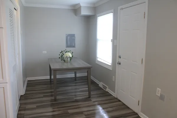 $255,000 | 4627 Custer Avenue, Lyons, IL 60534