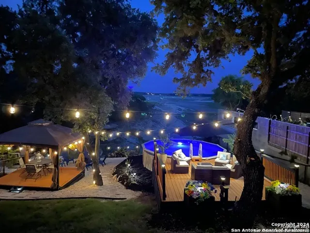 $1,195 | 151 Jones Beach Drive, Unit 1, Lakehills, TX 78063