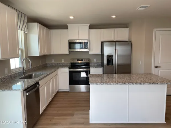 $1,650 | 3005 Edgemead Circle Northwest, Unit F, Calabash, NC 28467
