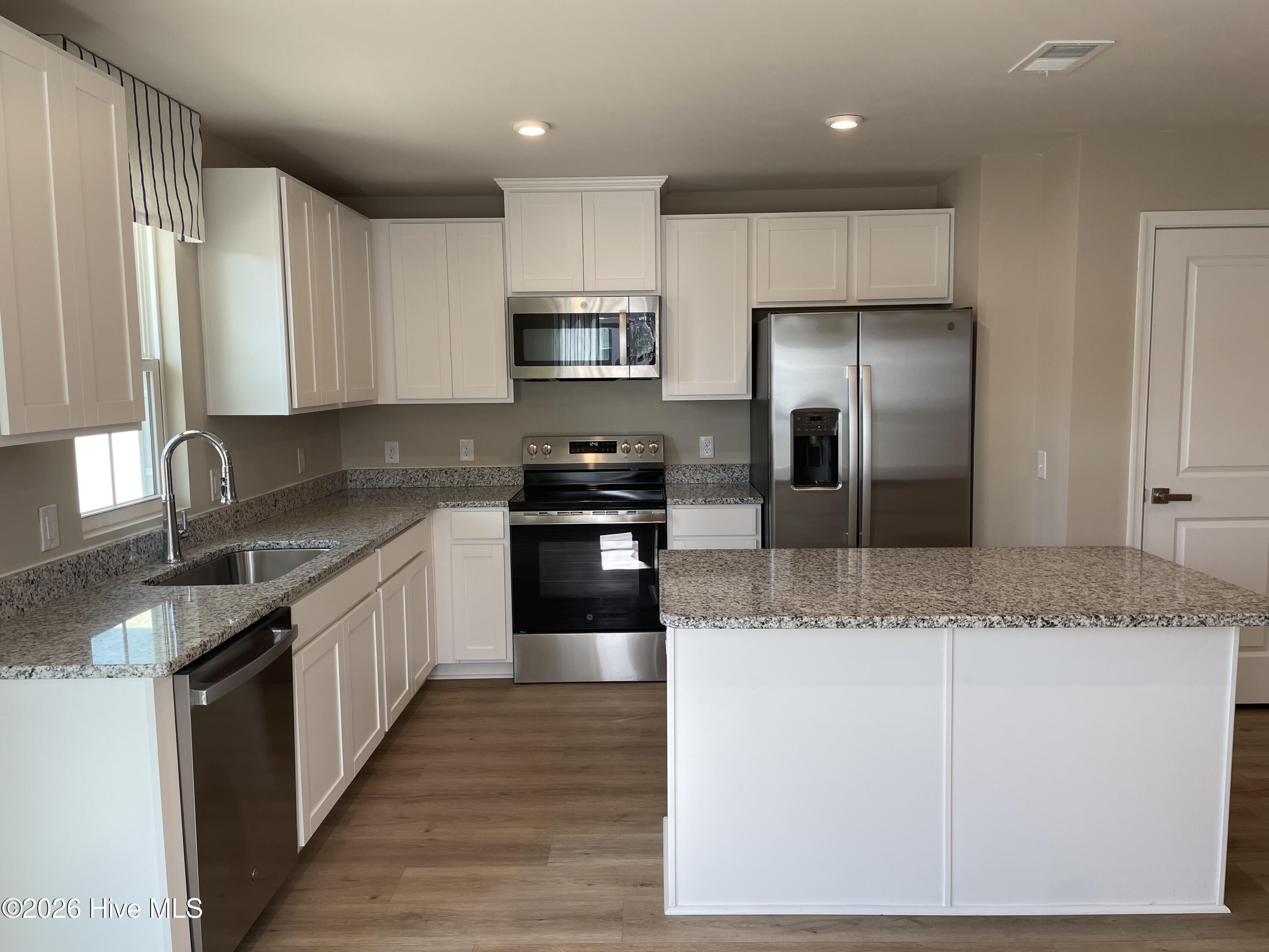 3005 Edgemead Circle Northwest, Unit F Calabash, NC 28467 - Photo 5 of 34 e3005.5