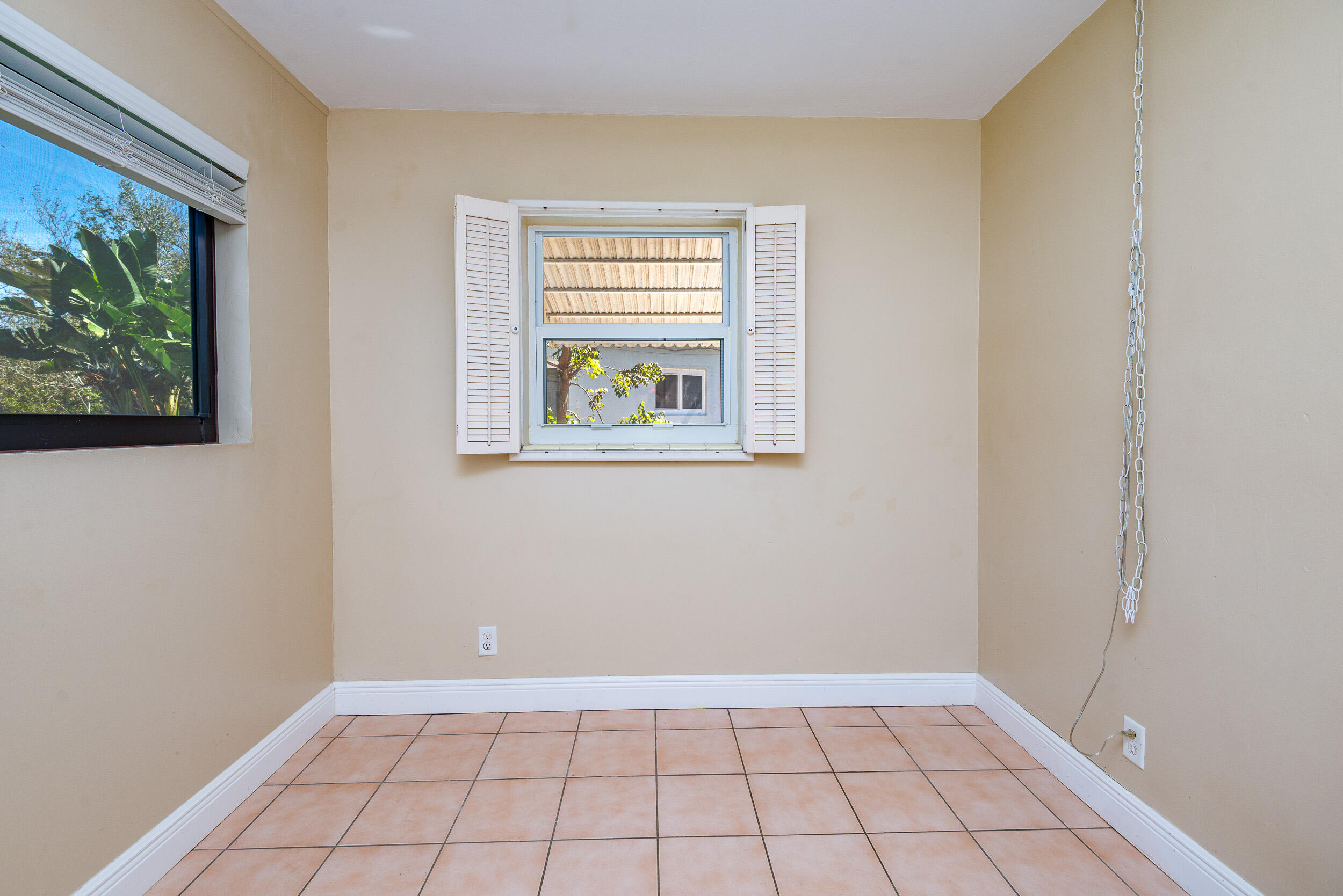 354 Manchester Street Boca Raton, FL 33487 - Photo 37 of 42 354-43