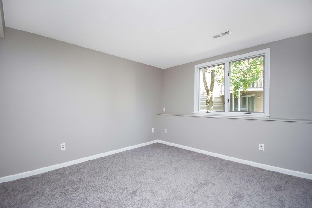 46 Pointe Rok Drive, Unit 46 Worcester, MA 01604 - Photo 22 of 40