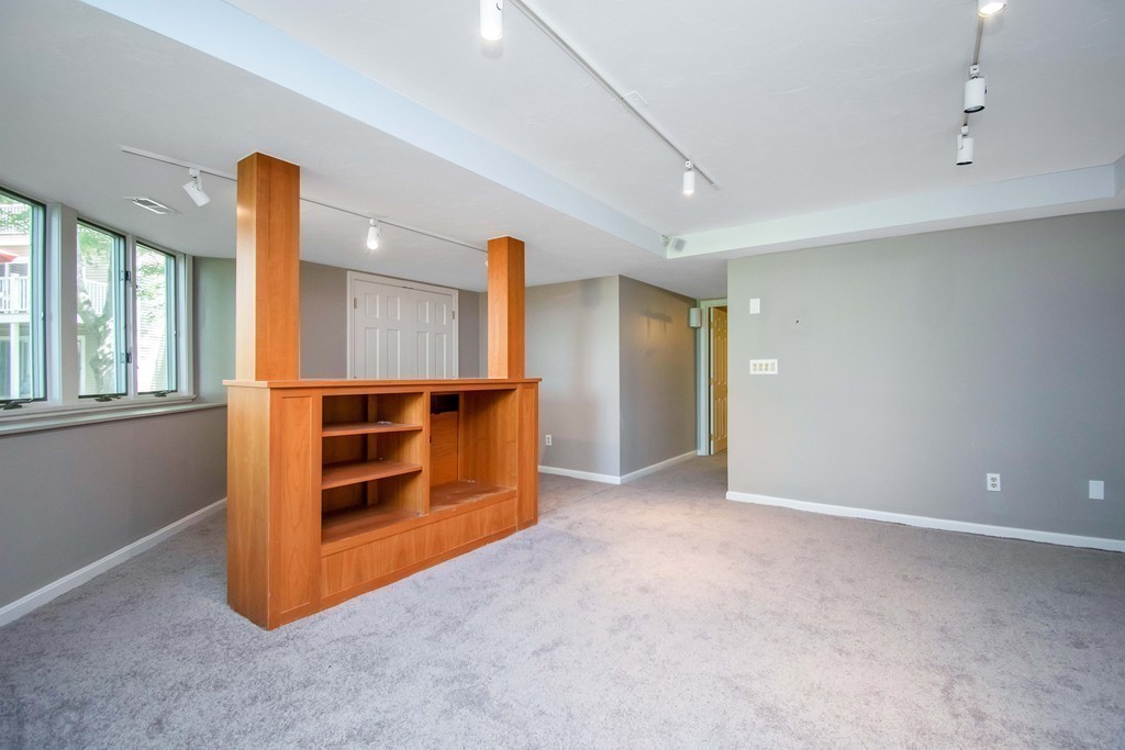 46 Pointe Rok Drive, Unit 46 Worcester, MA 01604 - Photo 29 of 40