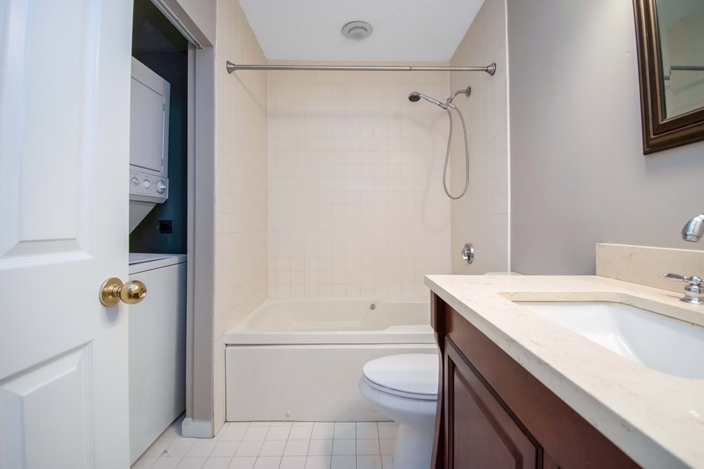 46 Pointe Rok Drive, Unit 46 Worcester, MA 01604 - Photo 31 of 40