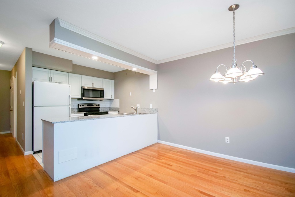 46 Pointe Rok Drive, Unit 46 Worcester, MA 01604 - Photo 10 of 40