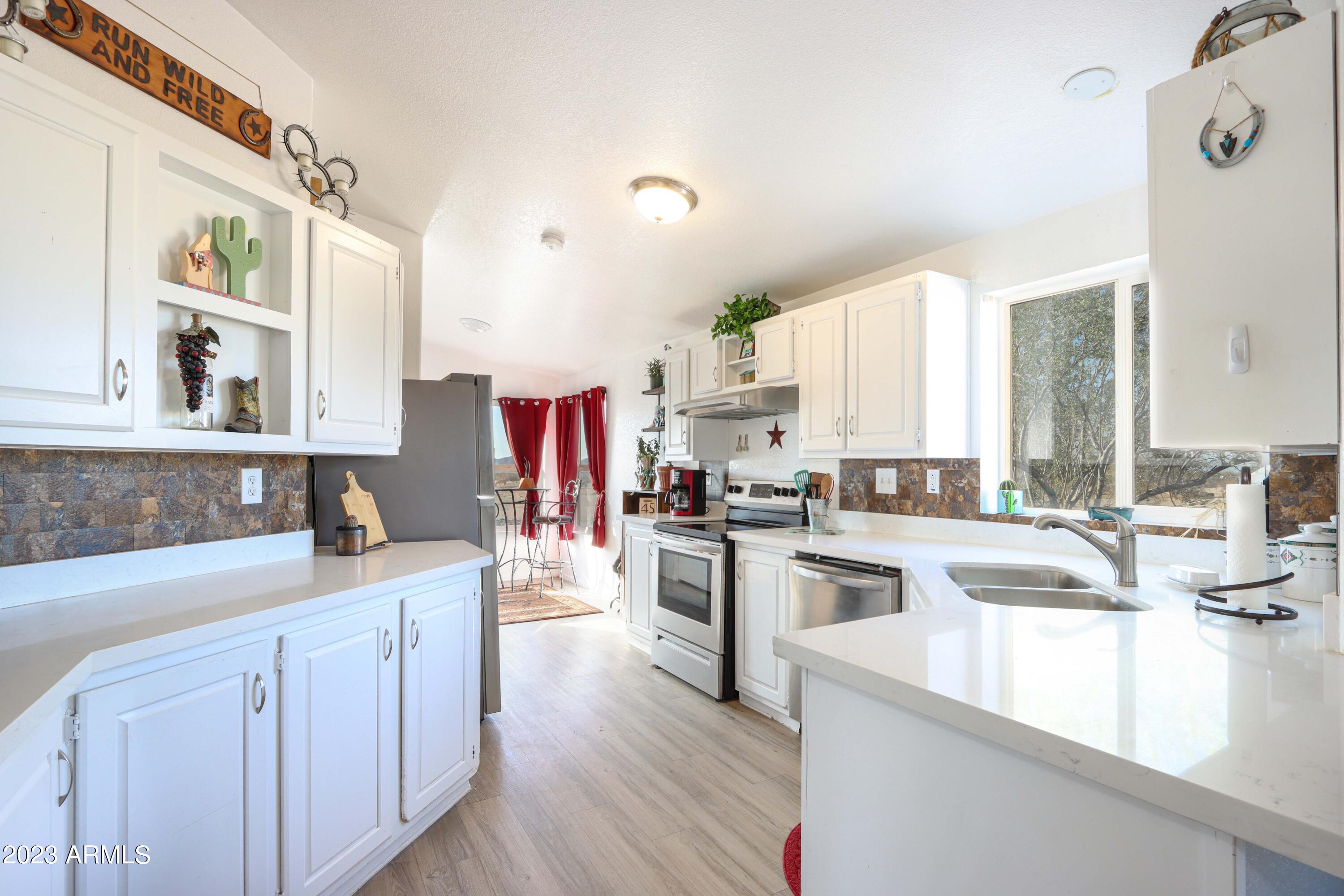 53408 West Clearview Road Maricopa, AZ 85139 - Photo 21 of 45 07