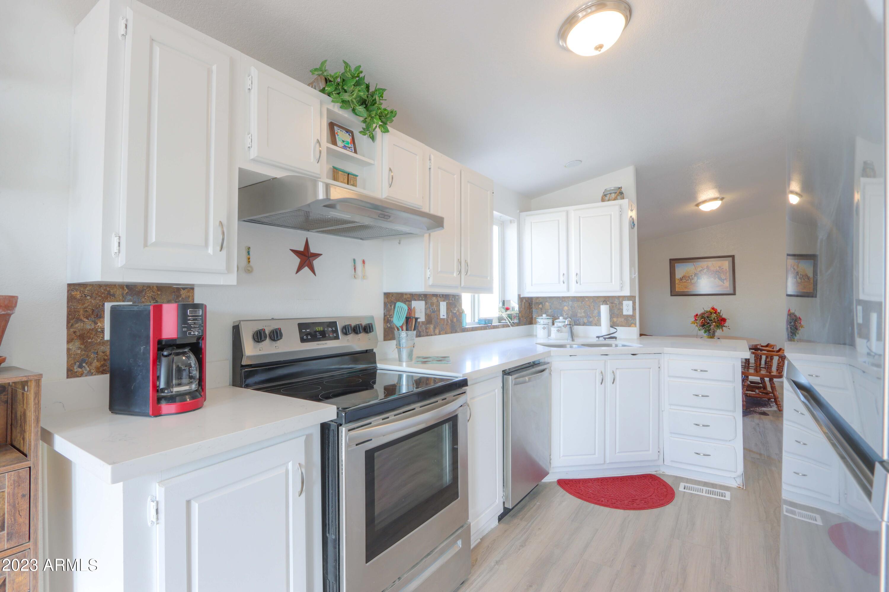 53408 West Clearview Road Maricopa, AZ 85139 - Photo 23 of 45 09
