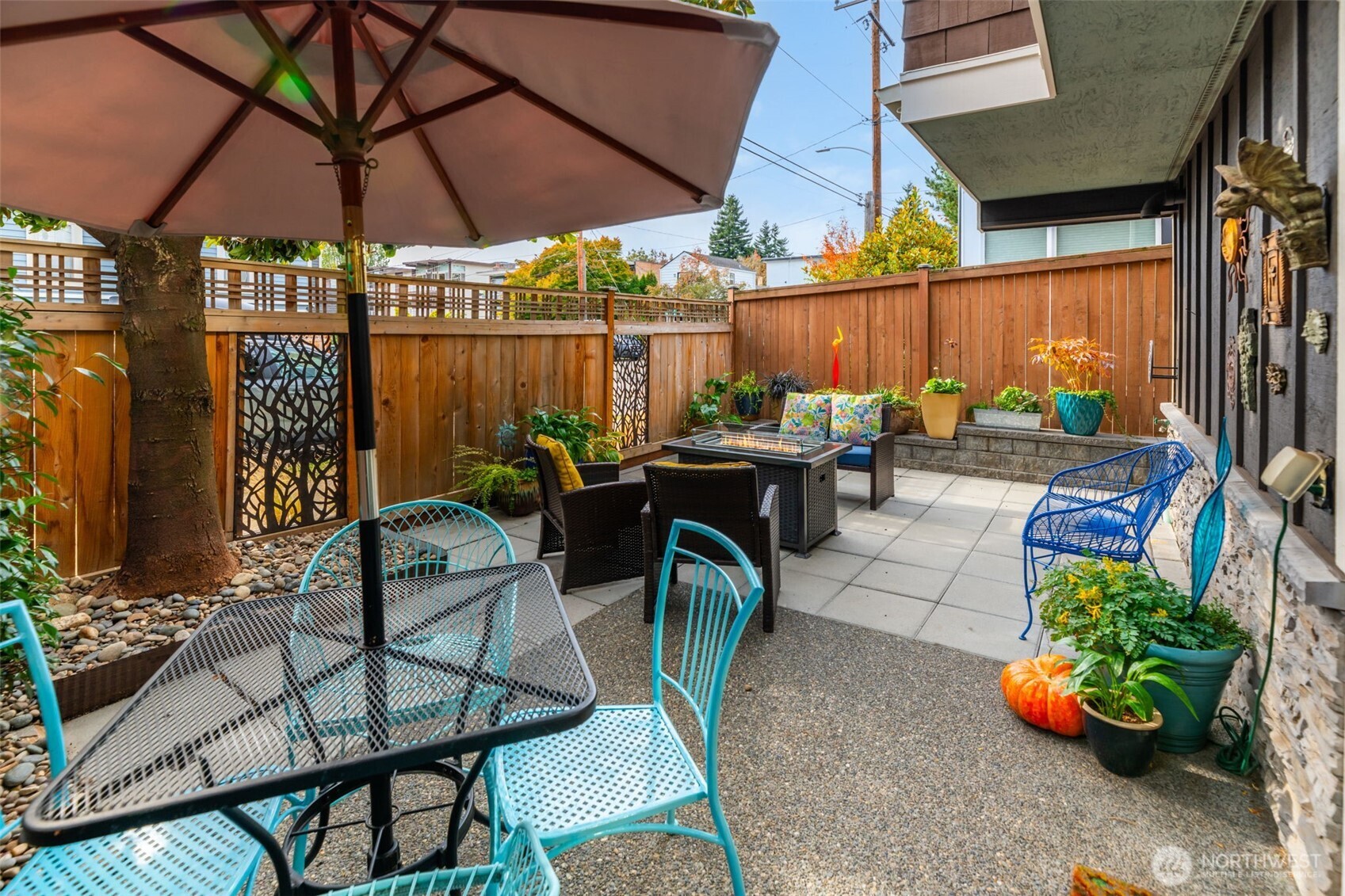 a view of outdoor space yard and patio