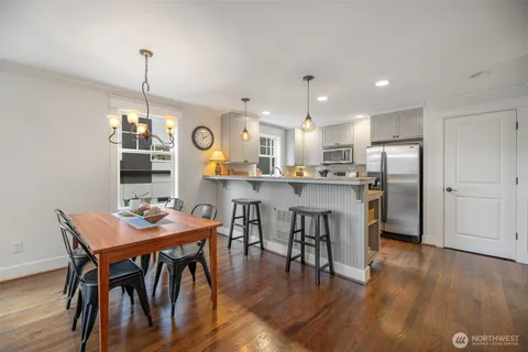 $945,000 | 616 North 45th Street, Unit A, Seattle, WA 98103