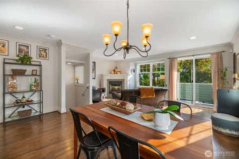 $945,000 | 616 North 45th Street, Unit A, Seattle, WA 98103