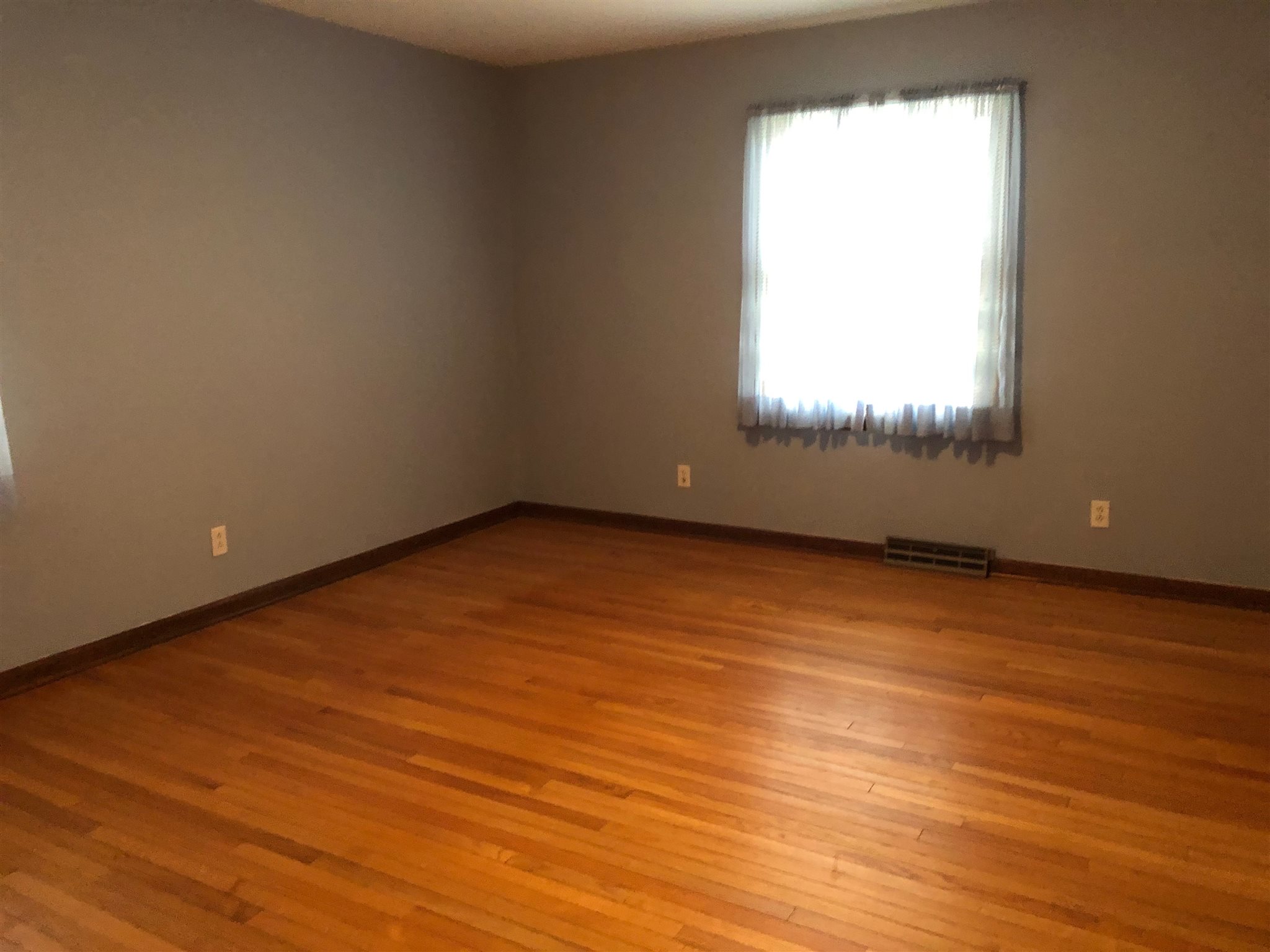 1777 West Maple Grove Road Boonville, IN 47601 - Photo 15 of 28 Gallery Image 15