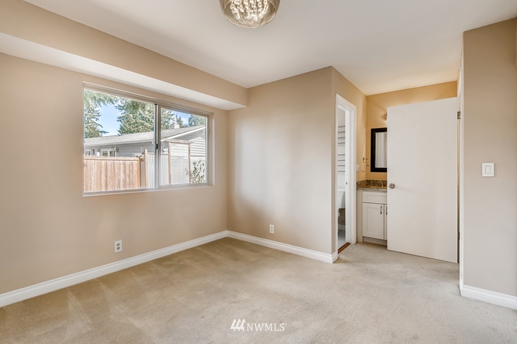 209 219th Place Southeast Bothell, WA 98021 - Photo 14 of 28