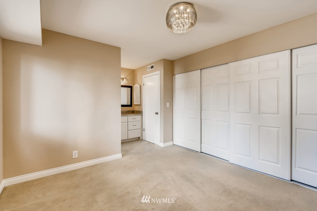209 219th Place Southeast Bothell, WA 98021 - Photo 15 of 28