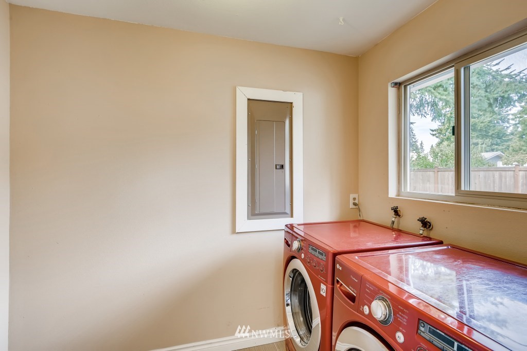 209 219th Place Southeast Bothell, WA 98021 - Photo 20 of 28