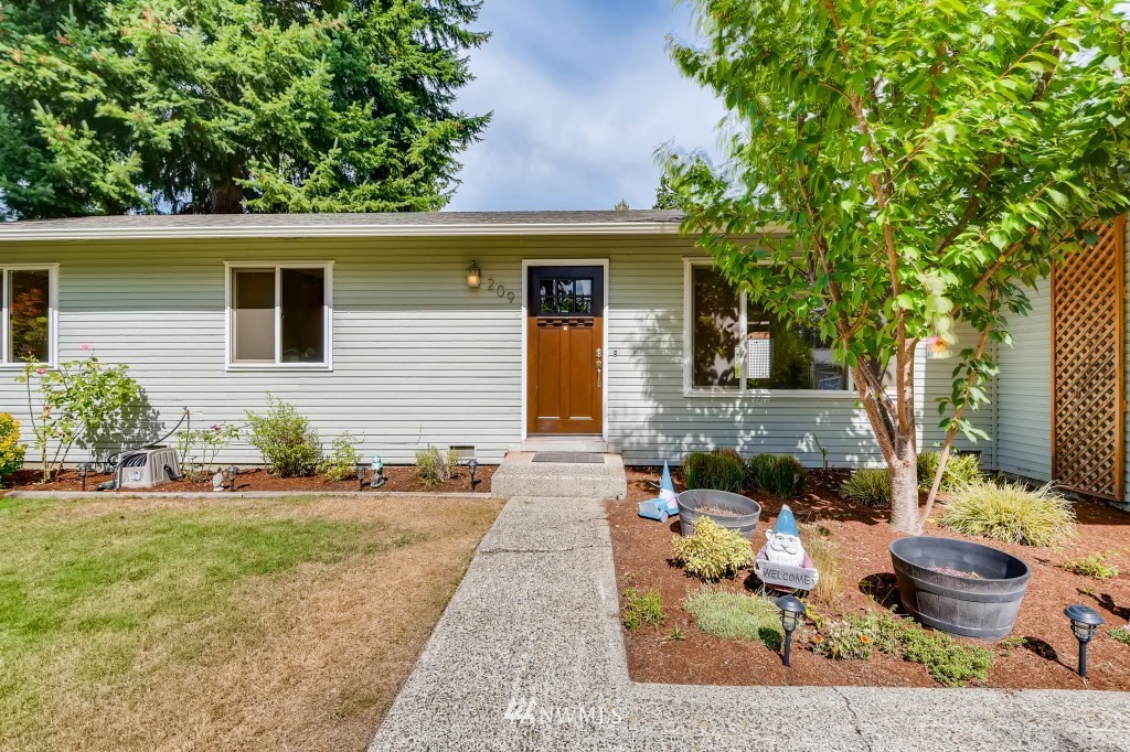 209 219th Place Southeast Bothell, WA 98021 - Photo 3 of 28