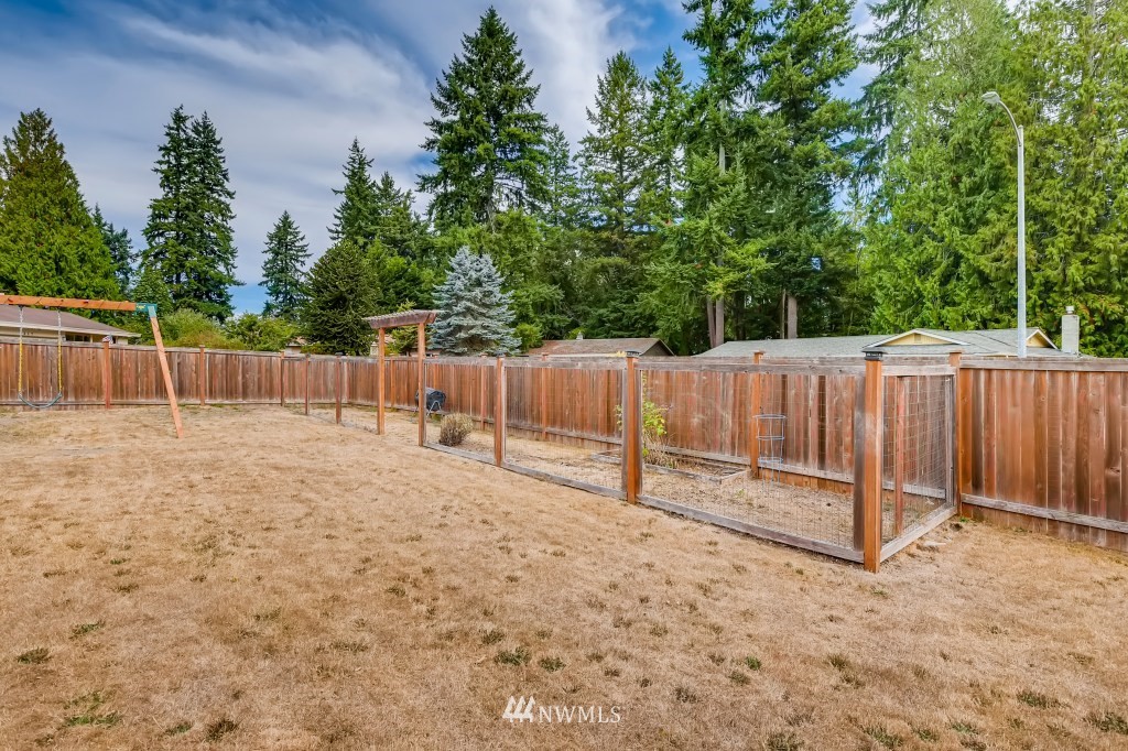 209 219th Place Southeast Bothell, WA 98021 - Photo 25 of 28
