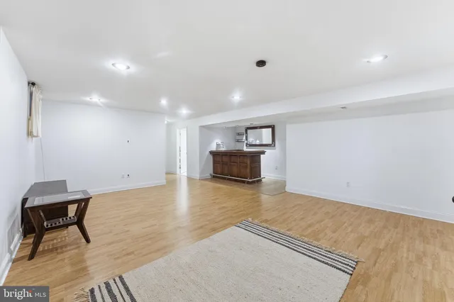 $1,000,000 | 15450 Eagle Tavern Lane, Centreville, VA 20120