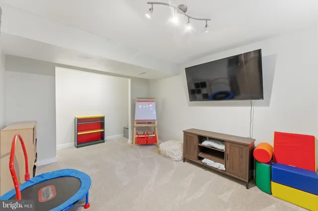 $1,000,000 | 15450 Eagle Tavern Lane, Centreville, VA 20120