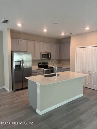 $2,200 | 1657 Pottsburg Point Drive, Jacksonville, FL 32207