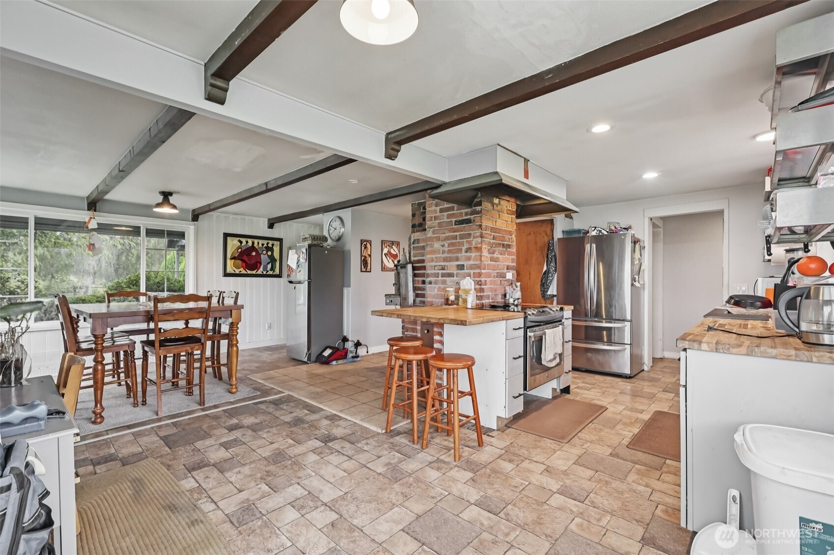 8754 Peavey Road Sedro-Woolley, WA 98284 - Photo 12 of 40