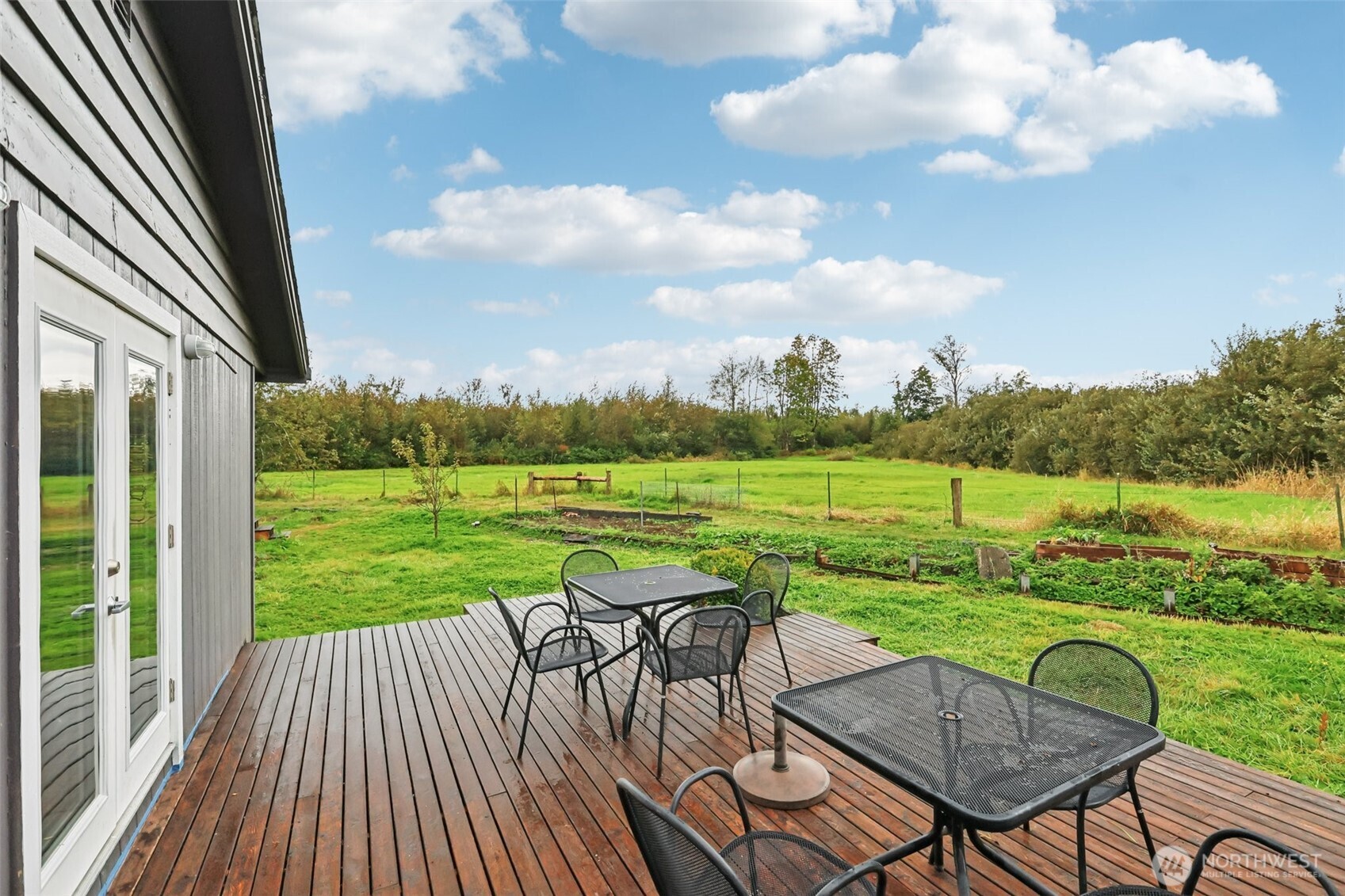 8754 Peavey Road Sedro-Woolley, WA 98284 - Photo 37 of 40